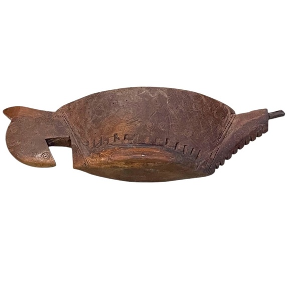 Vintage Hand Carved Wooden Eagle Head Kharal Drinking Bowl - Picture 3 of 12